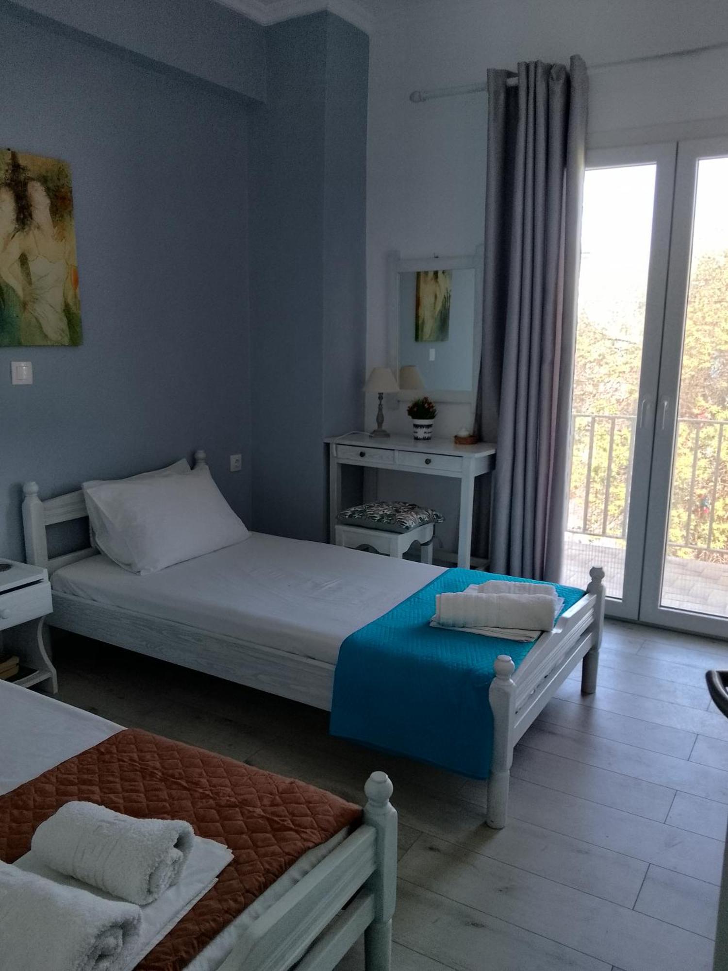 Dimitris Apartments Messongi Mesongí Exteriér fotografie